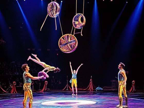 A Cirque Nutcracker