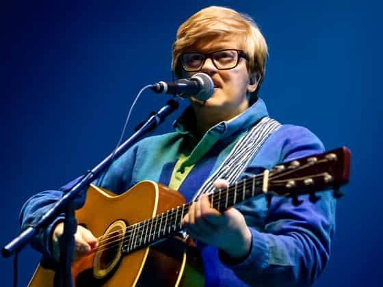 Brett Dennen
