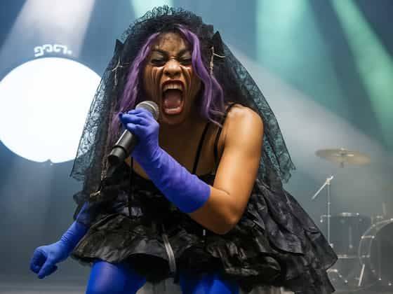 MUNA: Gets So Hot Tour