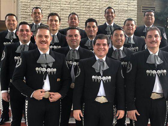 Mariachazo - Mariachi Vargas De Tecalitlán & Mariachi Nuevo Tecalitlán