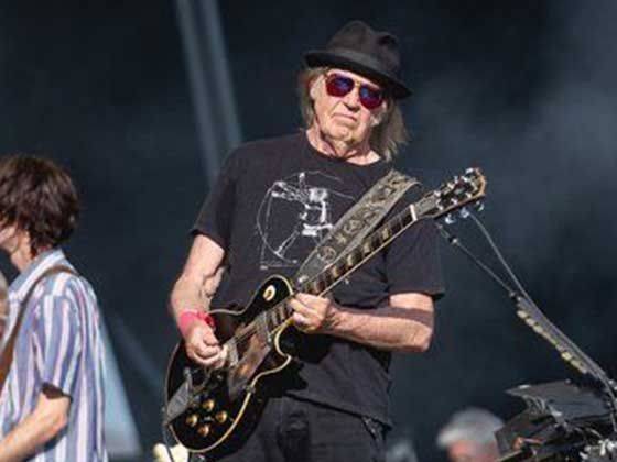 Neil Young and The Chrome Hearts