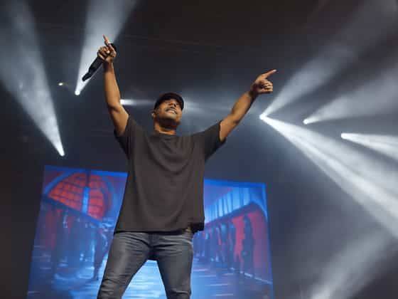 Conectando Corazones with Barak, Redimi2, Christine D'Clario and many more