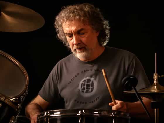 Jazz Legends: SIMON PHILLIPS • Protocol V