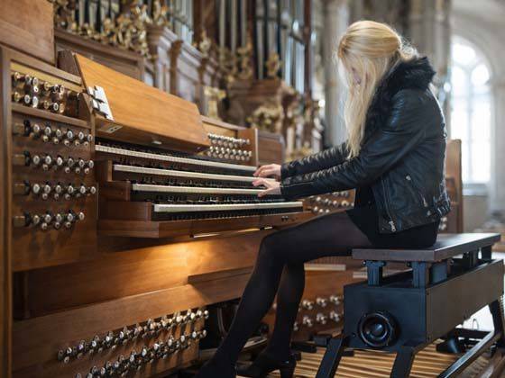 Anna von Hausswolff: Iconoclasts Tour
