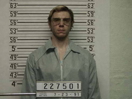 DAHMER, Mirando a la bestia a los ojos