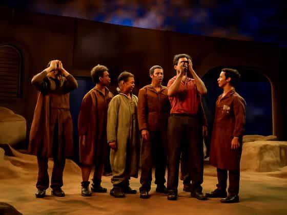 The Beekeeper of Aleppo