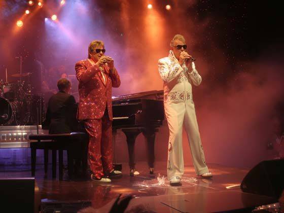 Edwards Twins - The Ultimate Vegas Variety Show